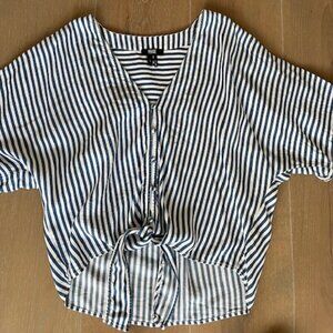 Paige Striped Women's Blouse (cropped) in size Small